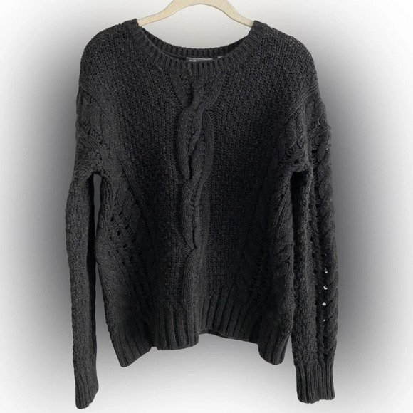 VINCE  Wool Cable Knit Gray Crewneck Sweater Size Small - Picture 1 of 12